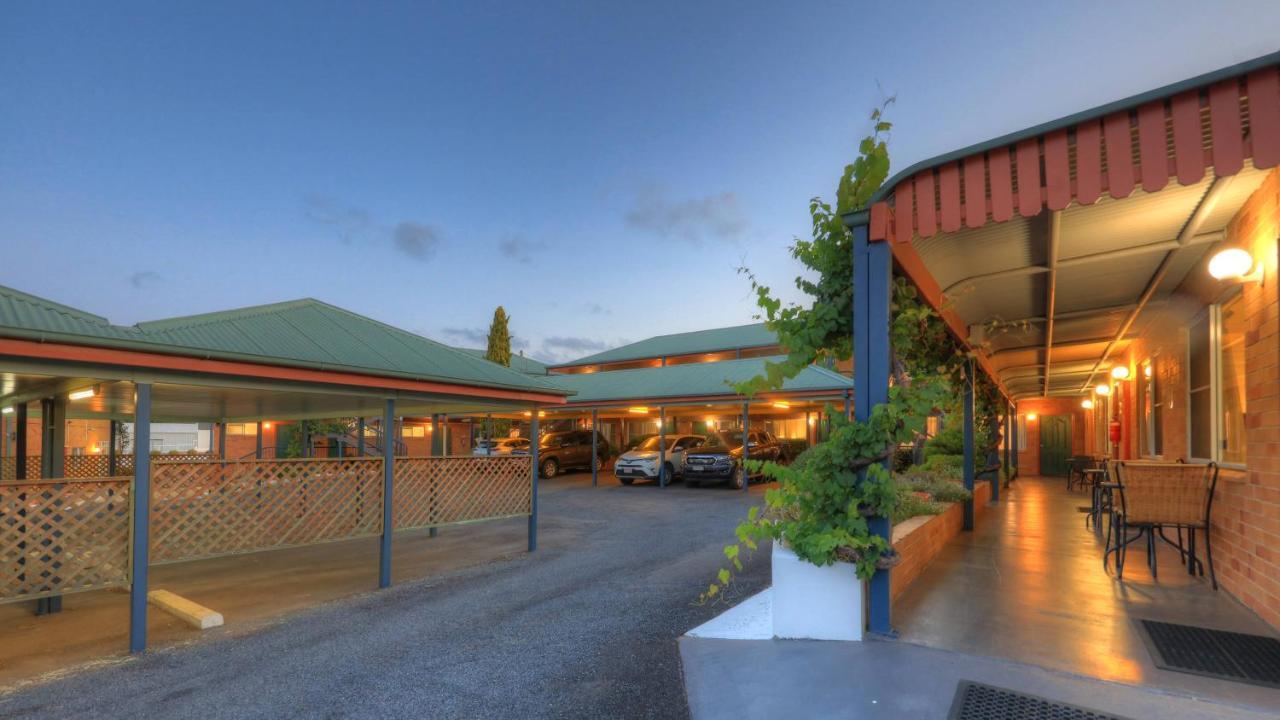 The Vines Motel & Cottages Stanthorpe Kültér fotó